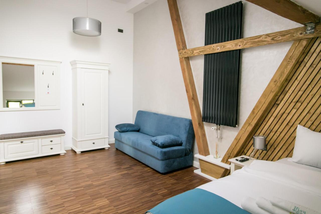 May Residence Dumbravita  외부 사진