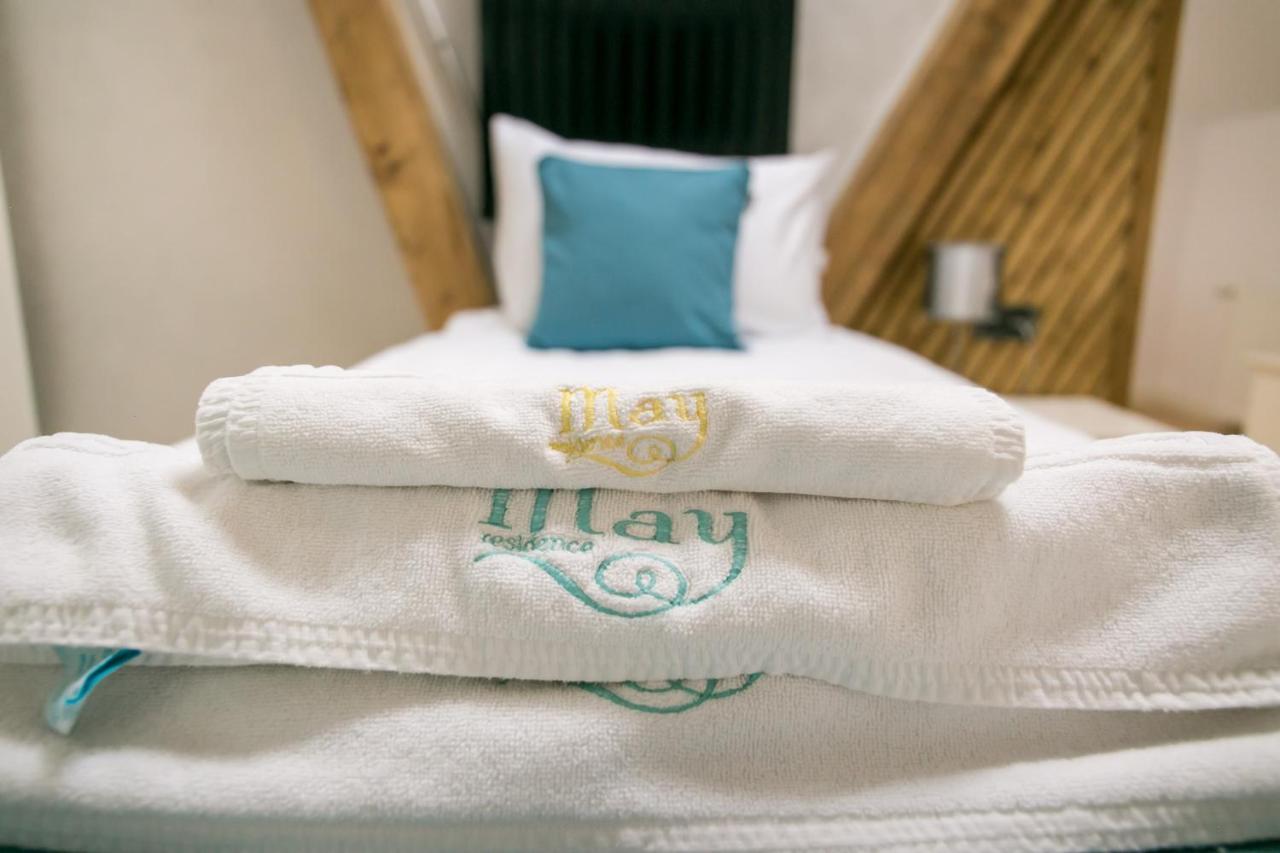 May Residence Dumbravita  외부 사진