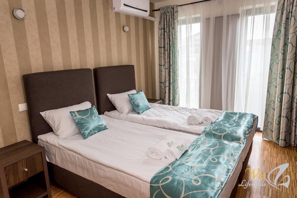 May Residence Dumbravita  외부 사진